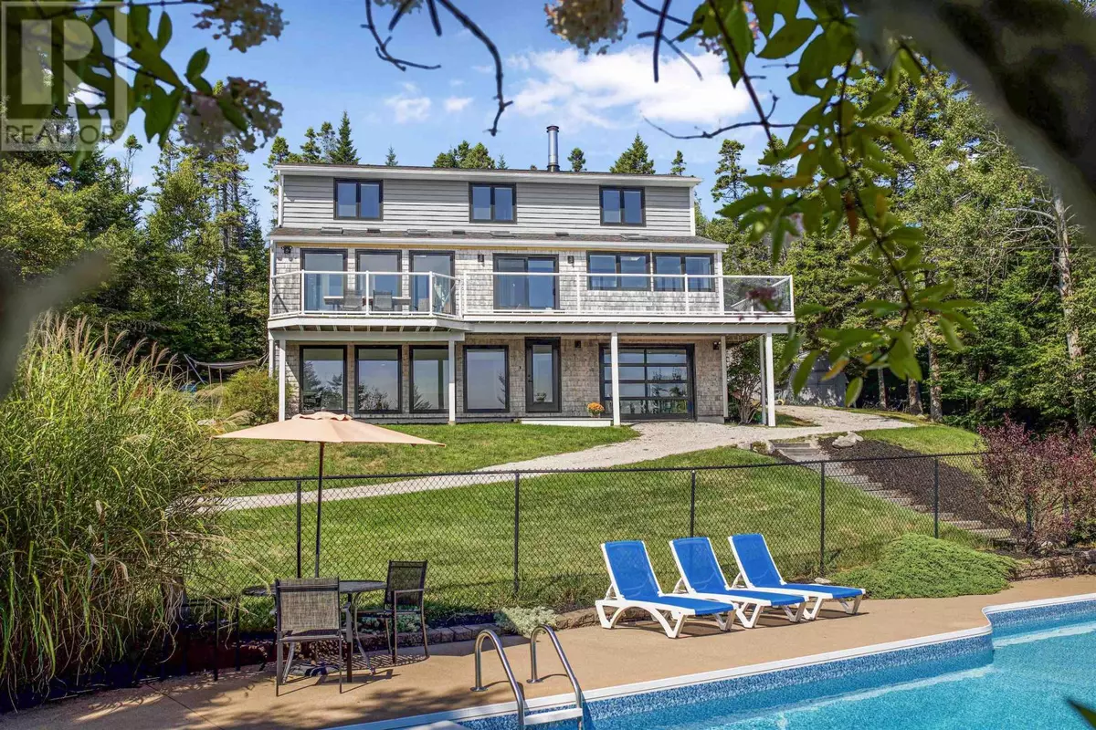 Boutiliers Point, NS B3Z1W8,214 Hillside Drive