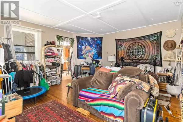 Liverpool, NS B0T1K0,4 Old Port Mouton Road