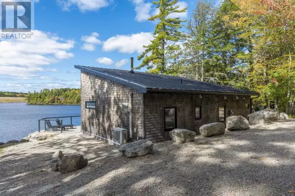 Vaughan, NS B0N2T0,20 Mockingee Lane