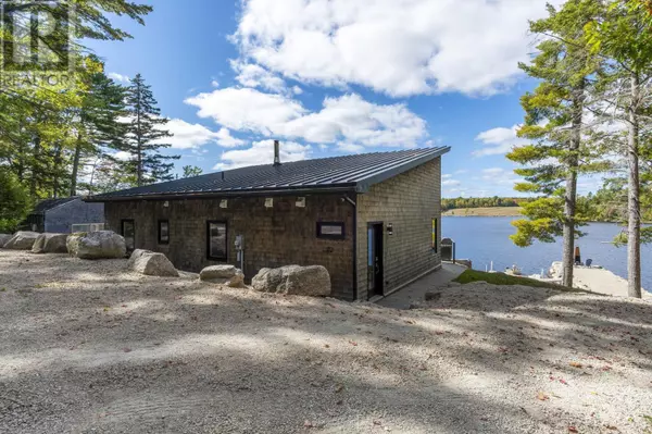 Vaughan, NS B0N2T0,20 Mockingee Lane