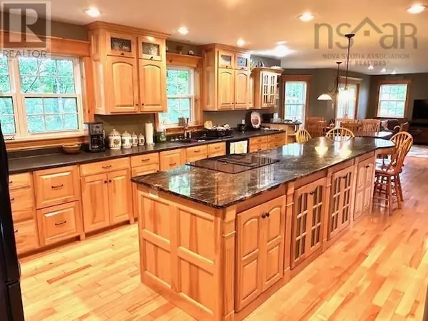 Middleton, NS B0K1V0,1143 Upper River John Road