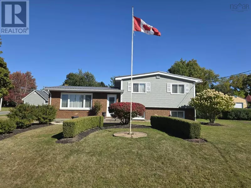 212 Patterson Street, Pictou, NS B0K1H0