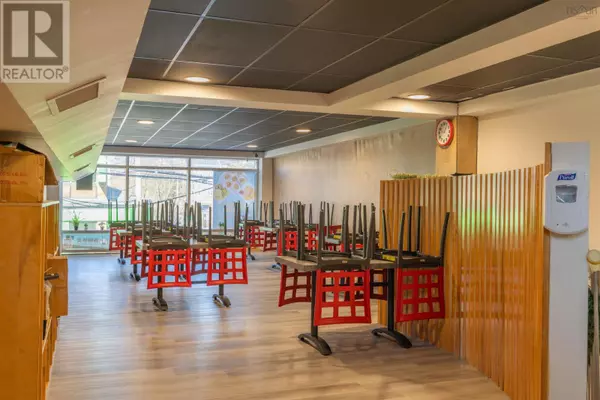 Halifax, NS B3L1A3,6238 Quinpool Road