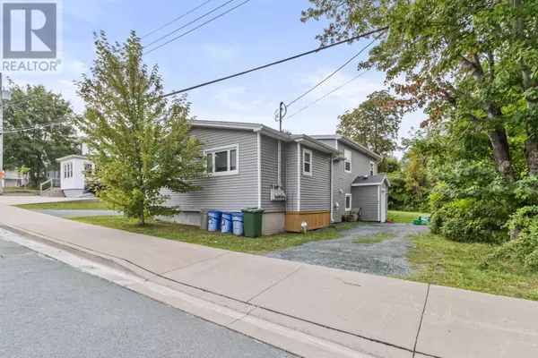 Dartmouth, NS B2Y2M2,17 Chadwick Street