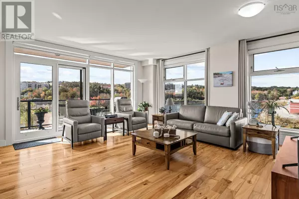 Bedford, NS B4A0H3,220 Waterfront DR #305