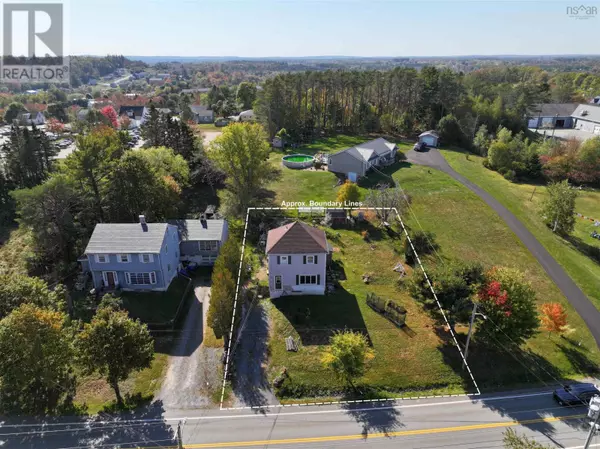 Lunenburg, NS B0J2C0,275 Dufferin Street