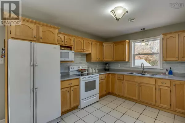 South Alton, NS B4N3V8,4185 Highway 12