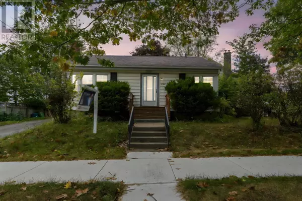 7142 Abbott Drive, Halifax, NS B3L2L7