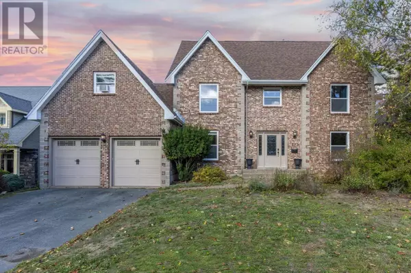 173 Cresthaven Drive, Halifax, NS B3M4S4