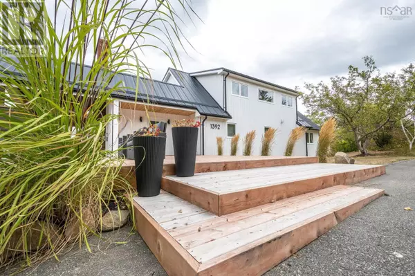 Bay View, NS B0V1A0,1392 Lighthouse Road