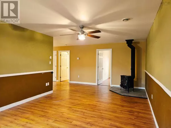 Cambridge, NS B0P1G0,30 Rand Street