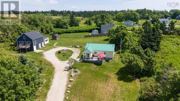 173 New Harbour Road, Blandford, NS B0J1T0