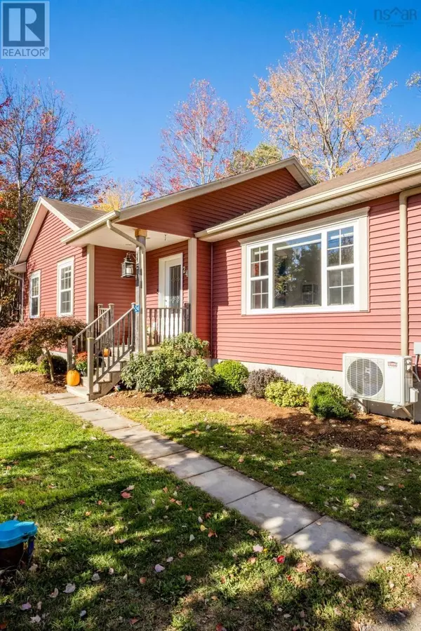 Berwick, NS B0P1E0,24 Gravenstein Drive
