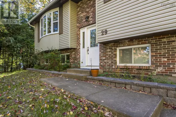 Fall River, NS B2T1E7,29 Concord Avenue