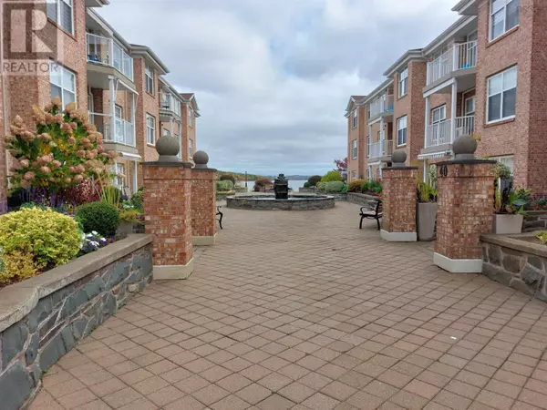 Bedford, NS B4A4H2,30 Waterfront DR #103