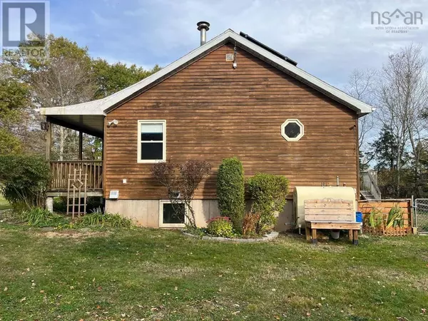 Middle Stewiacke, NS B0N1C0,33 Kirk Road