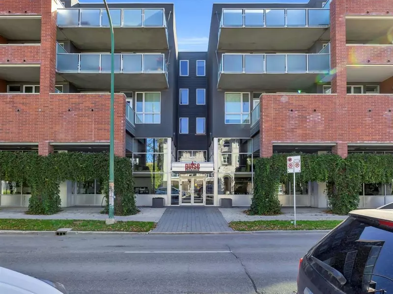 511 374 River Avenue, Winnipeg, MB R3L0C5