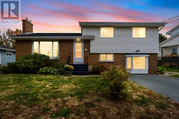 9 Tobin Drive, Dartmouth, NS B2W1W9