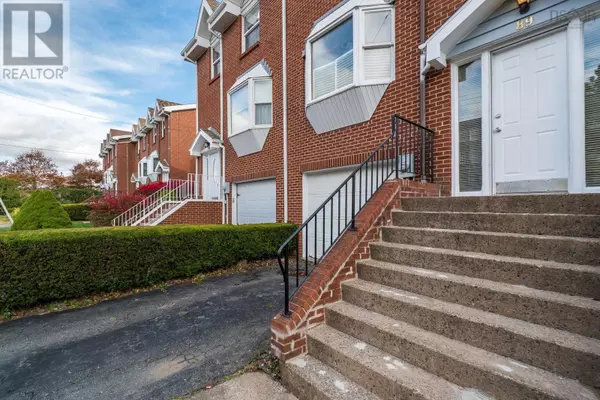 Halifax, NS B3M3S6,89 Lincoln Cross