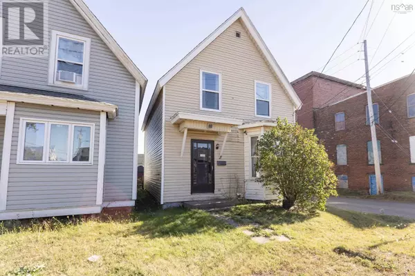 3 Crescent Avenue, Amherst, NS B4H1T8