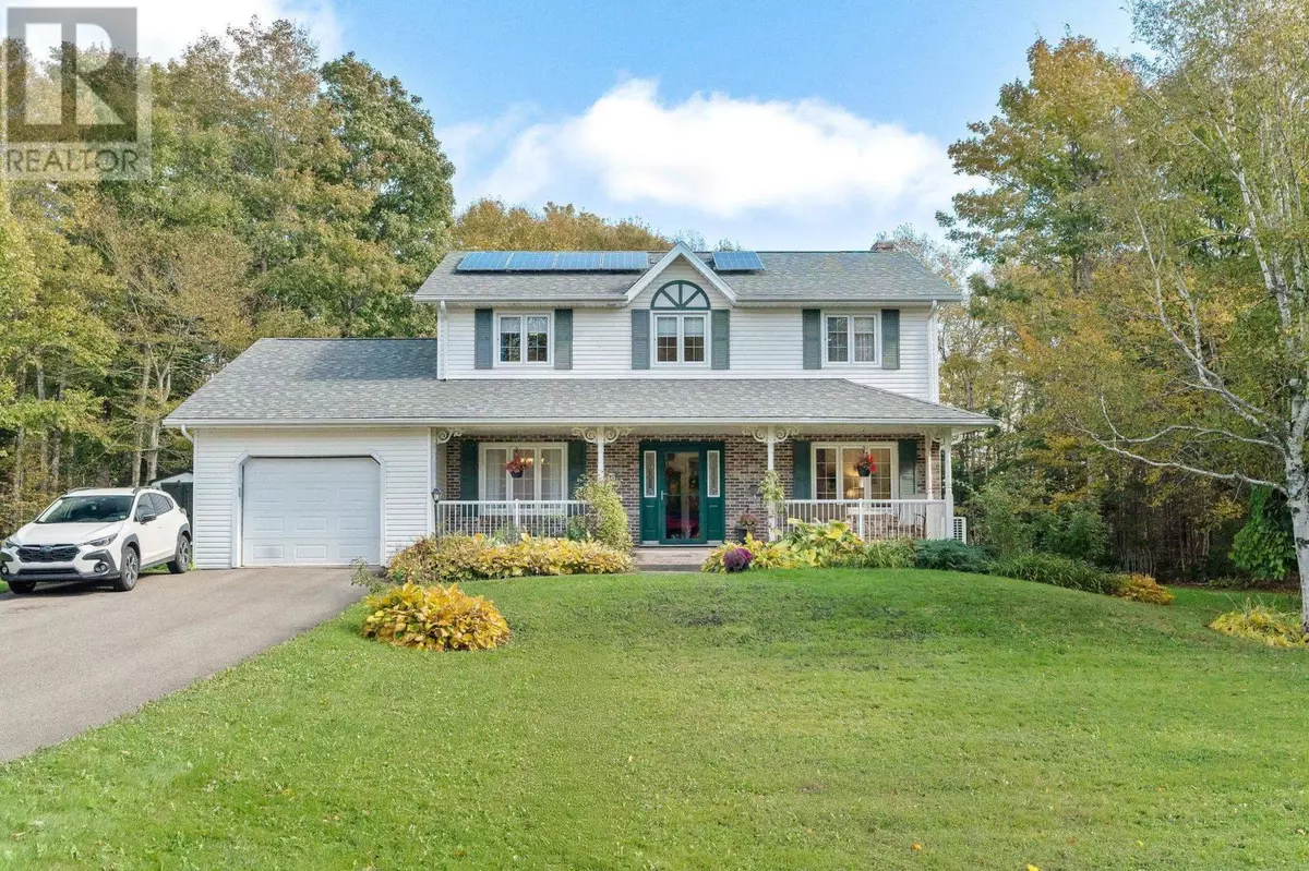 Stratford, C1B1L4,10 FALCON Avenue