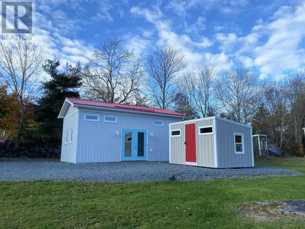 Liverpool, NS B0T1K0,52 Wolfe Street