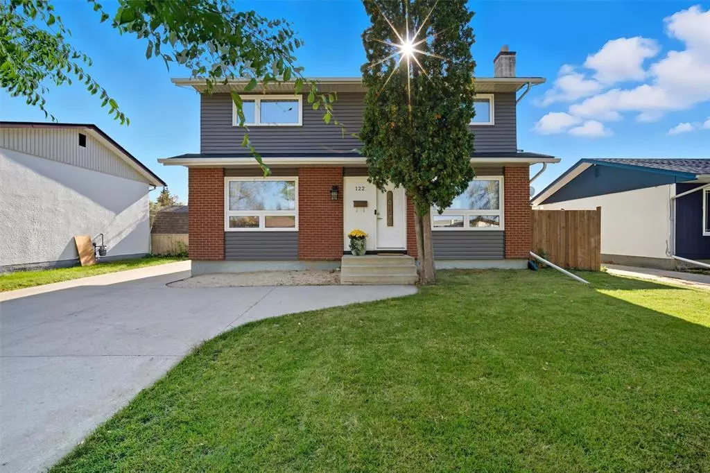 Winnipeg, MB R2K3K6,122 Ravenhill Road