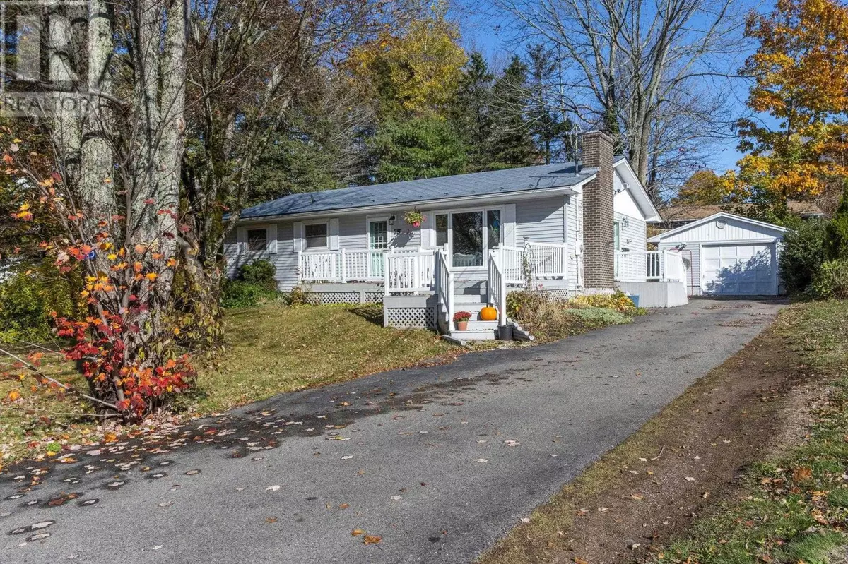 New Minas, NS B4N4C4,75 Perrier Drive