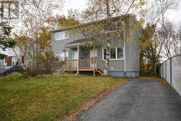 36 Regent Drive, Dartmouth, NS B2Y3L1