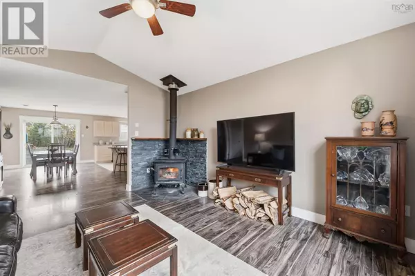 Ostrea Lake, NS B0J2L0,281 Heselton Drive