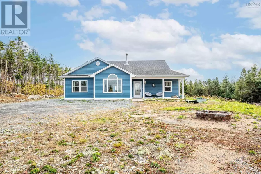 281 Heselton Drive, Ostrea Lake, NS B0J2L0