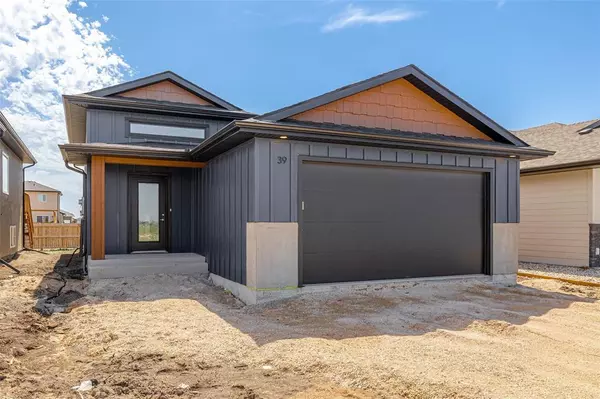 Niverville, MB R0A0A1,10 Gleneagles Street