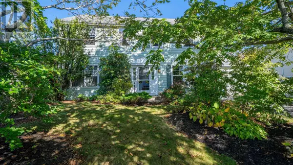 Dartmouth, NS B2W4Z7,14 Regal Road