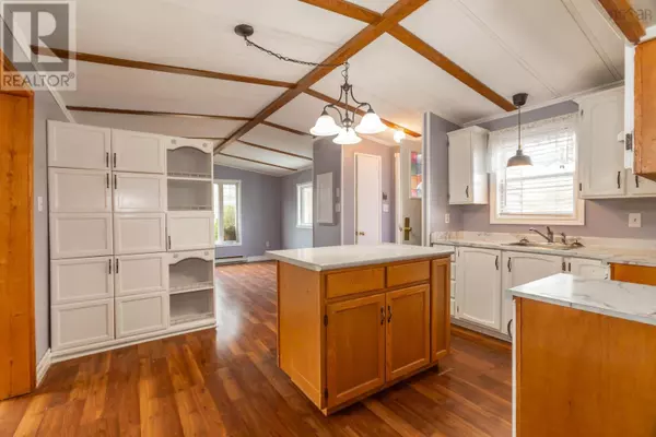 Nictaux, NS B0S1P0,8894 Highway 201