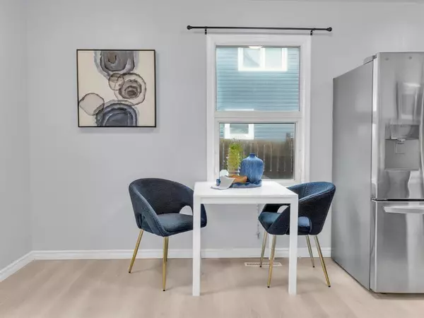 Winnipeg, MB R2X0P2,1386 Magnus Avenue