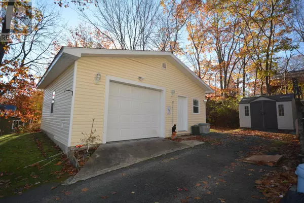 Halifax, NS B3P1V8,6 Nelson Avenue