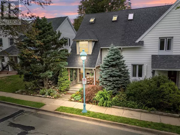 5523 Sebastian Pl, Halifax, NS B3K2K5