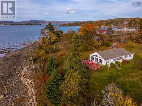 55 White Cap Lane, Clementsport, NS B0S1A0