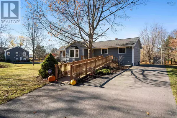 4975 East River East Side Road, Plymouth, NS B2H5C5