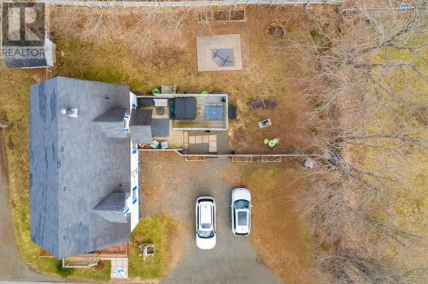 Parrsboro, NS B0M1S0,33 Pleasant Street