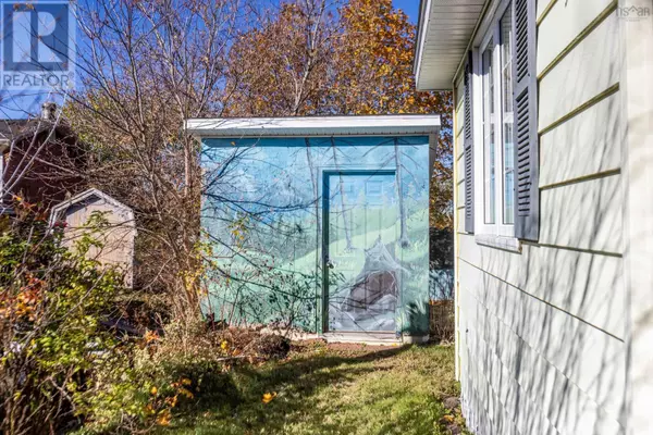 Amherst, NS B4H3P9,67 Charles Street