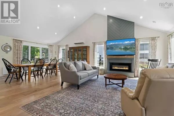 Falmouth, NS B0P1P0,406 Falmouth Back Road