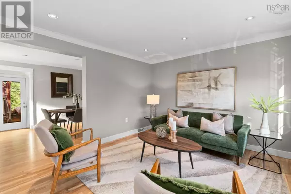 Halifax, NS B3M1T6,38 Swan Crescent