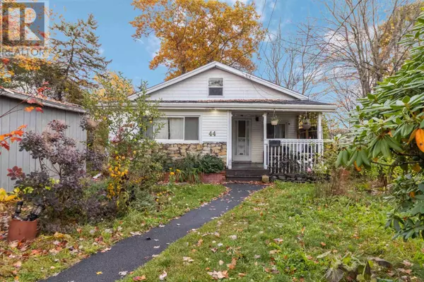 Dartmouth, NS B3A4B8,44 Courtney Road