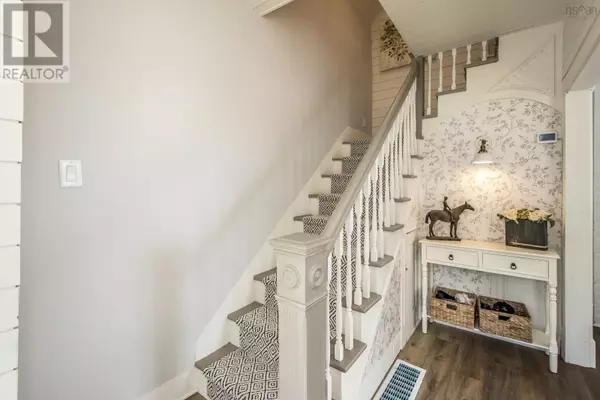 Mahone Bay, NS B0J2E0,16 Garden Lane