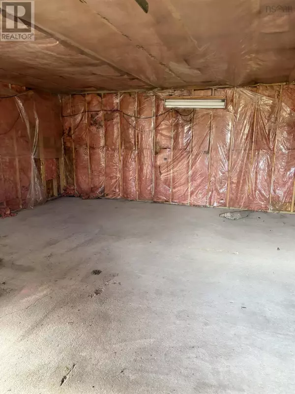 New Waterford, NS B1H3T8,343 Ninth Street