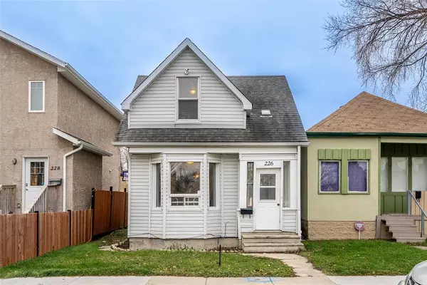226 Dearborn Avenue, Winnipeg, MB R2L0M4