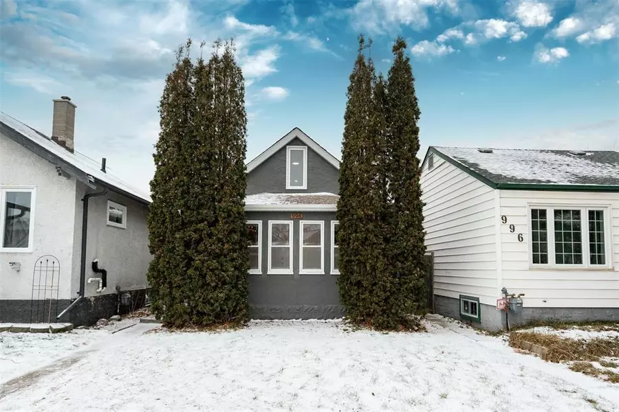 994 Garfield Street N, Winnipeg, MB R3E2N6