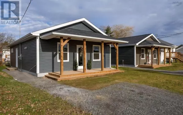 54 Oak Street, Pictou, NS B0K1H0