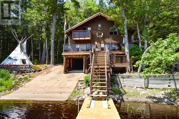 491 Peters Point Road, South Brookfield, NS B0T1X0